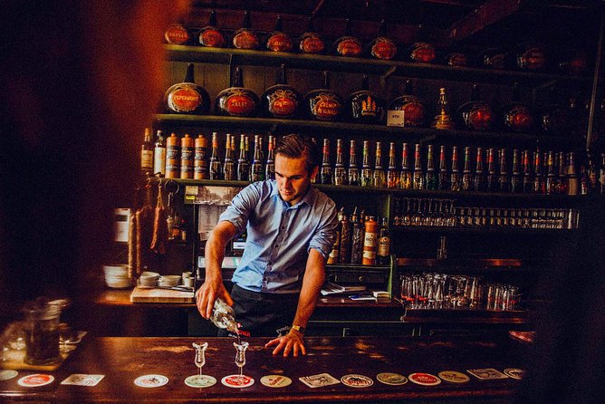 The Ultimate Craft Beer Adventure in Amsterdam! - Proeflokaal Arendsnest: RateBeer Best Bar 2019 and 52 beers on tap
