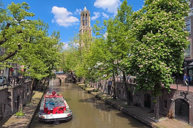 Utrecht Old Town: Medieval Monster Hunt & Walking Tour - Who this Utrecht quest is best for