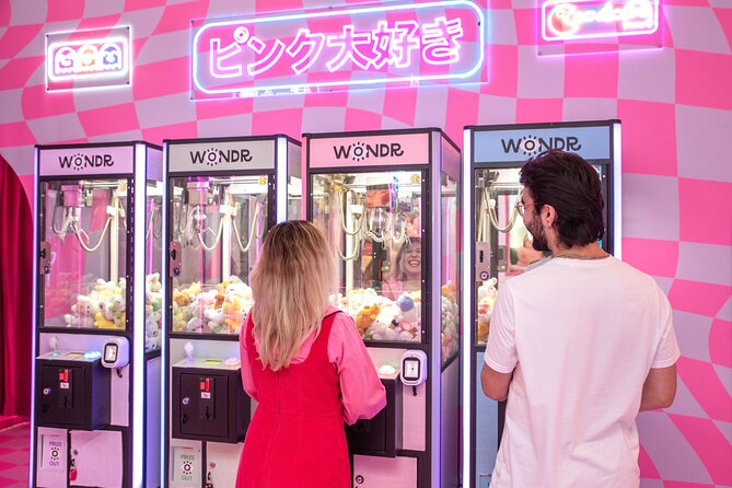 WONDR Experience - Lockers and the Hands-Free Strategy