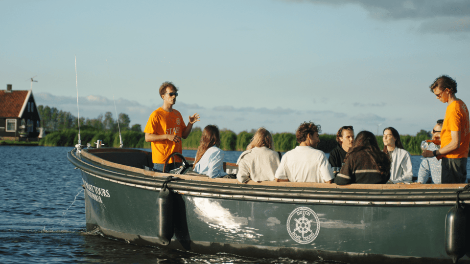Zaanse Schans: Private Cruise + Live Guide, Optional Drinks - Comfort and Weather: Luxury Boat, Roof Options, and Practical Seating