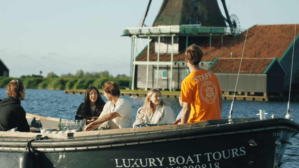 Zaanse Schans: Private Cruise + Live Guide, Optional Drinks - Finding the Right Dock: The Quickest Way to Avoid a Start-Line Headache